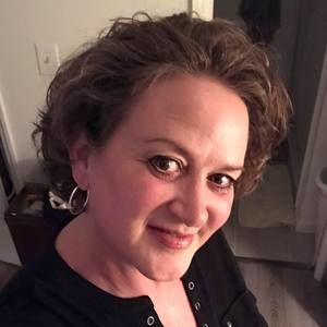 Meet your Posher, Dana